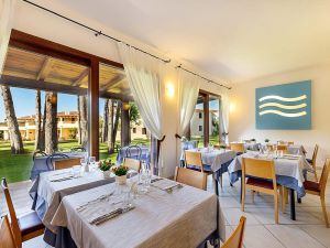 Blu Hotel Laconia Village - Restaurant